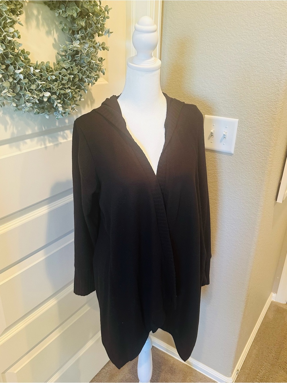torrid NWT “Super Soft” Black Women's Hooded Open Cardigan 🖤 (Size 1/1X/14-16)
